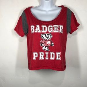 Creative Apparel WI Badgers tee size medium